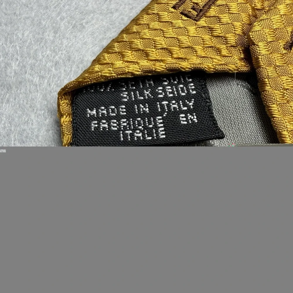Vintage Fendi Men's Woven 100% Silk Tie Gold Geometric Pattern Logo Accent